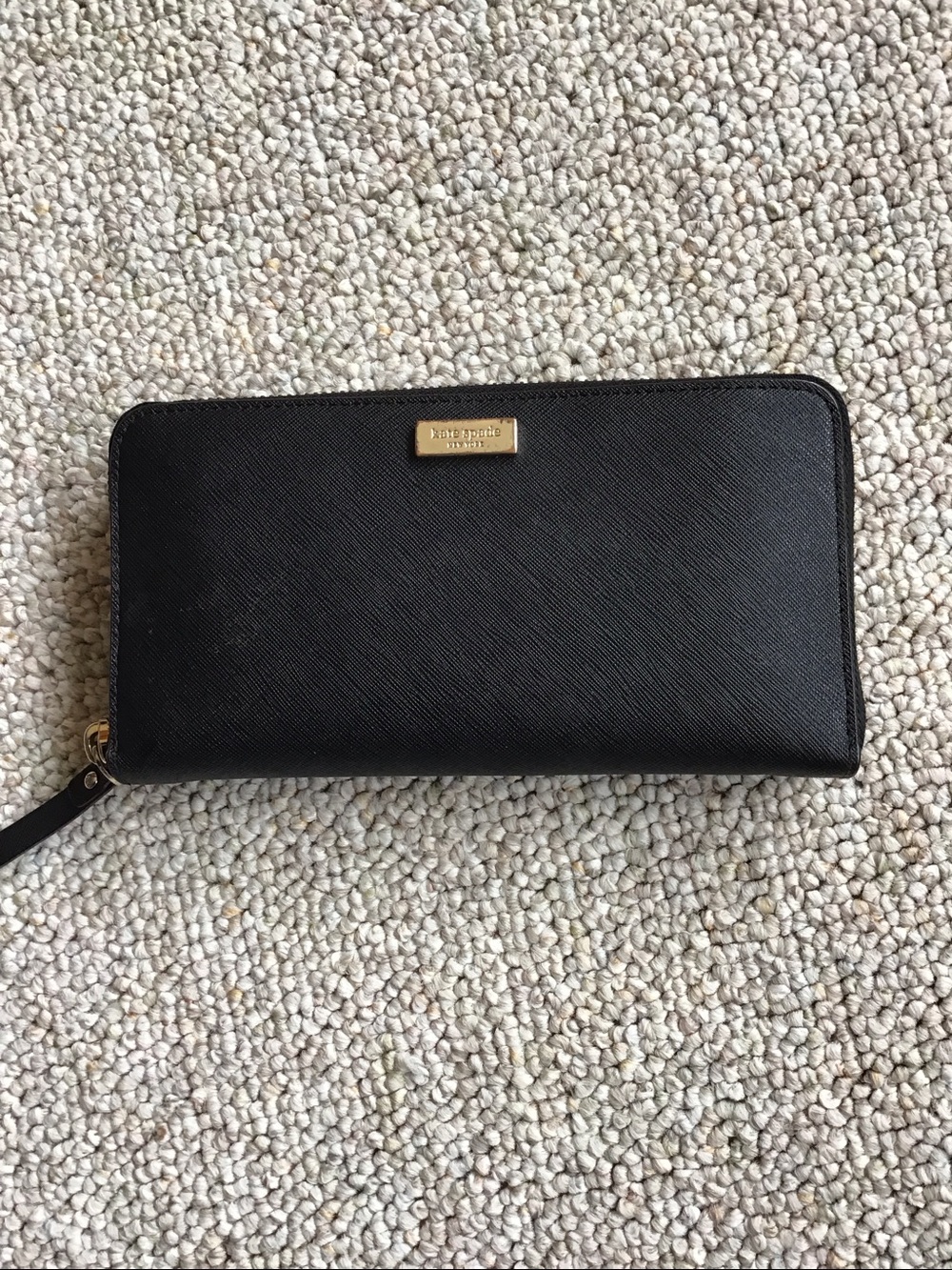 kate spade black leather zip wallet with gold logo